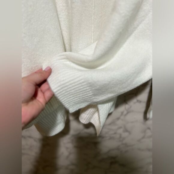 Vince Camuto Seamed Crewneck Sweater - Picture 8 of 13